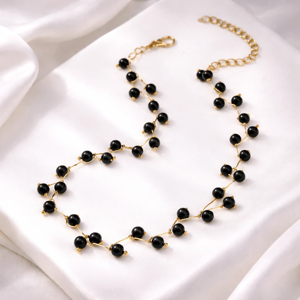 Zig Zag Black Choker With Earrings for girls